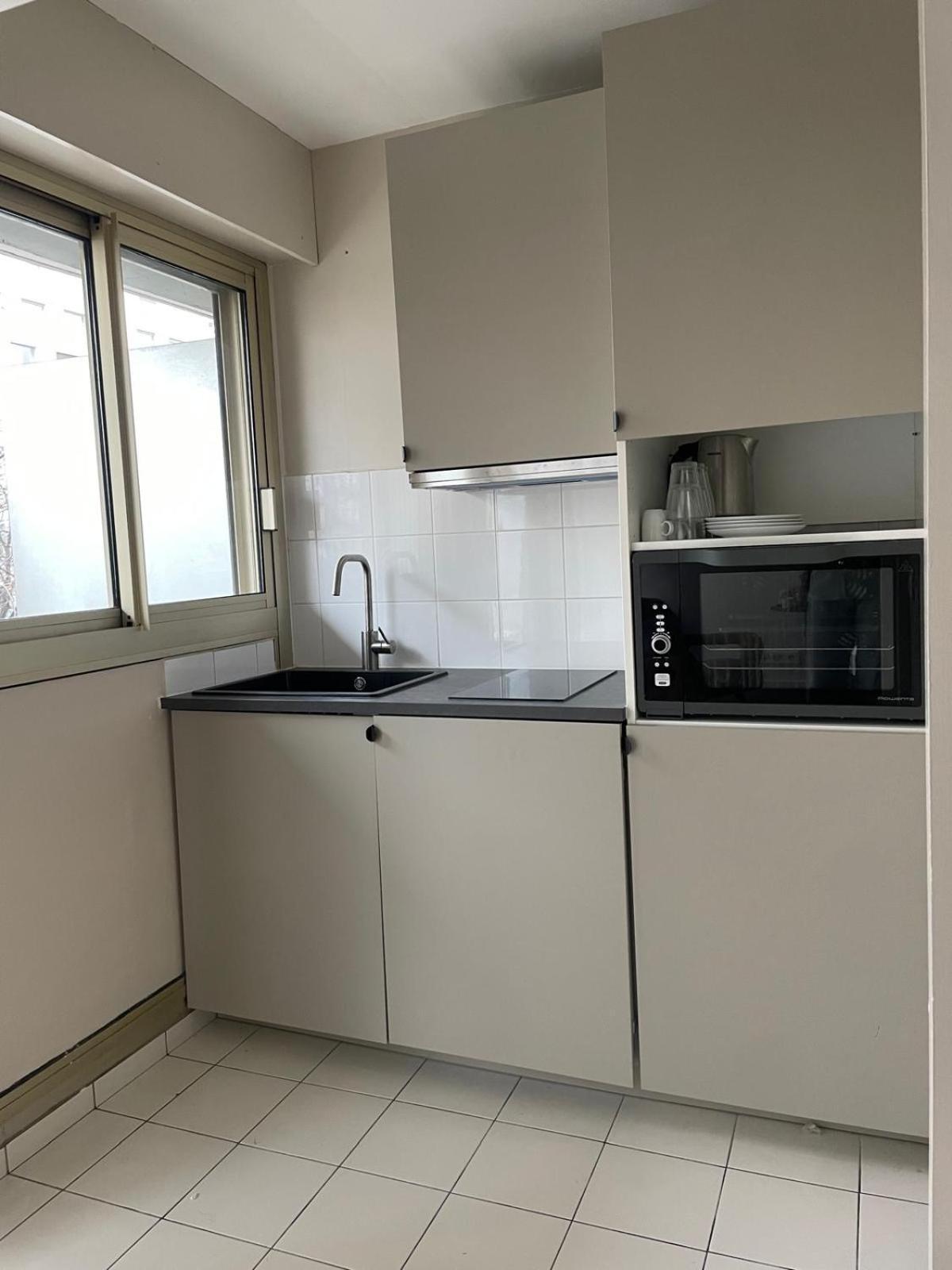 Swan House Champs Elysée * Parigi