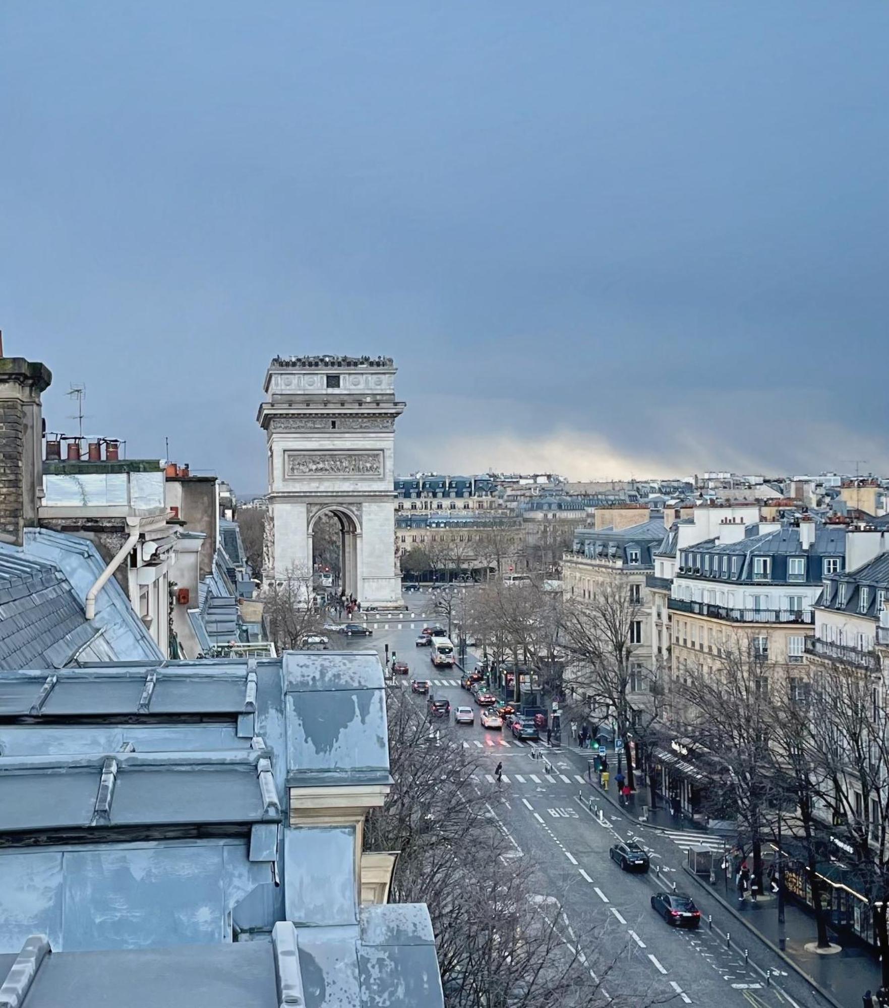 Swan House Champs Elysée Parigi